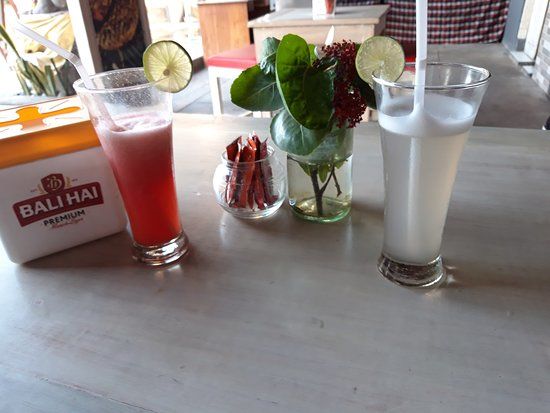 Warung Dive Bar