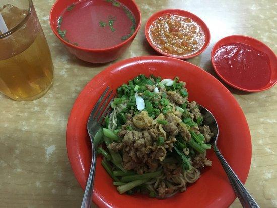 Rumah Makan Pelangi