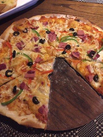 Harrisimo Pizza