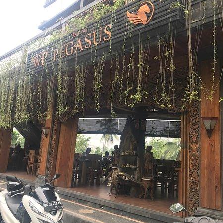 Waroeng Pegasus