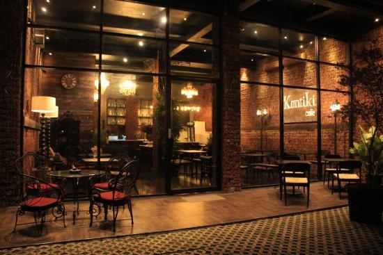 Kontiki Cafe