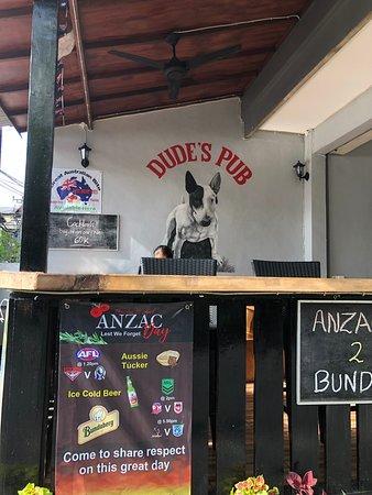 Dude's Pub