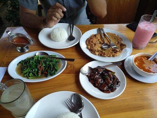 Waroeng Kampung