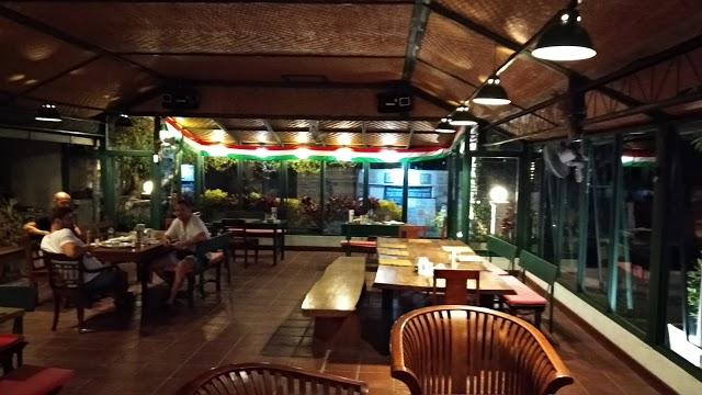 Warung Ava Italian Pizzeria