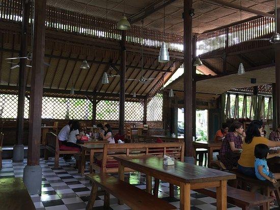 Warung Mina