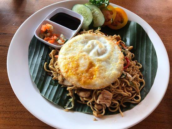 Warung Mina Legian