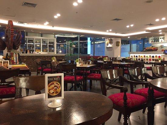 Nona Manis Coffee & Eatery