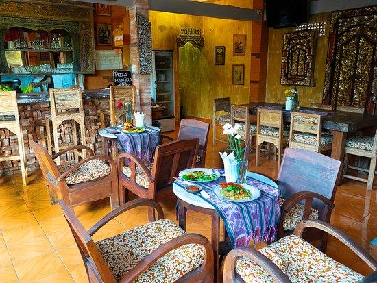 Mango Cafe