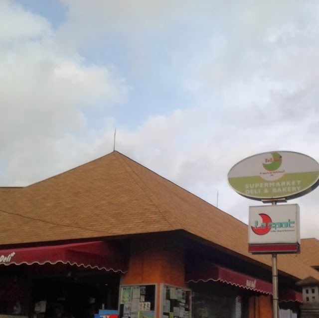 Supermarket Bali Deli