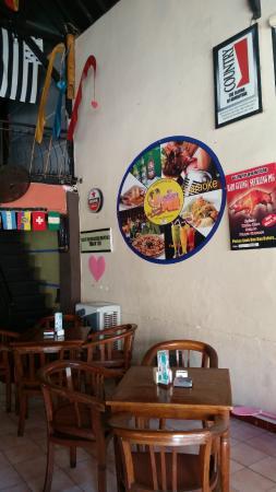 Legian Pub