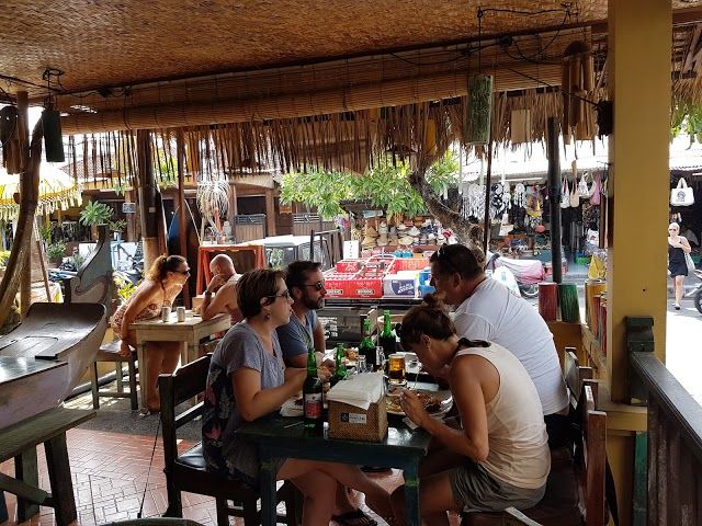 Warung Coconut Tree