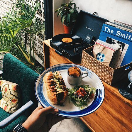 Rena's Kitchen & Coffee