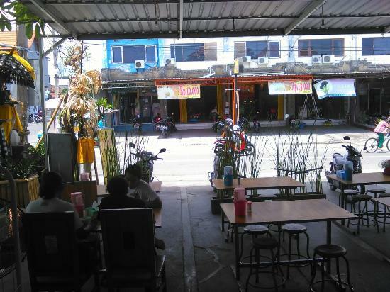 Babi Guling Ngurah Adi