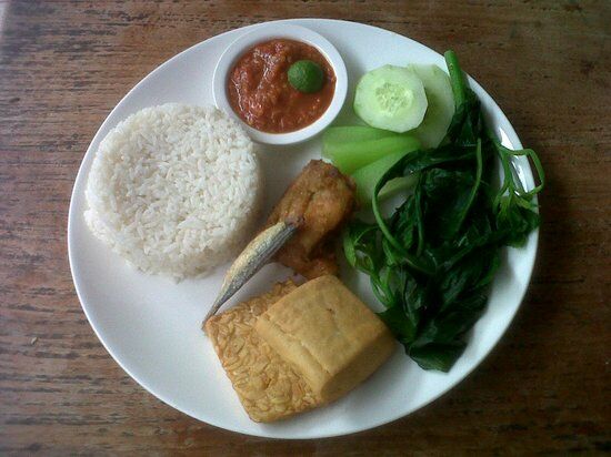 Warung Nasi Tempong "BU DEWI"